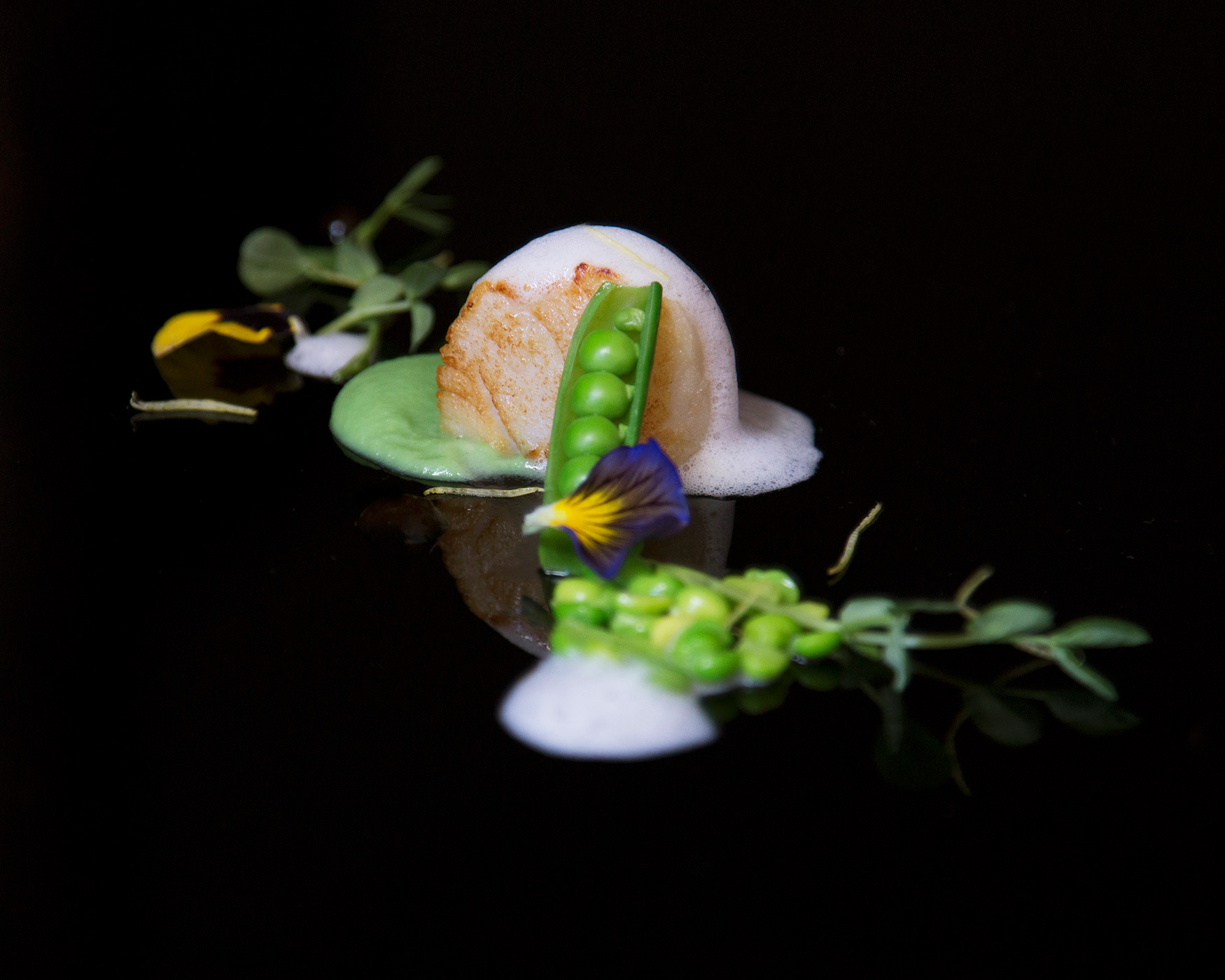 n/naka small bowl with seared scallop and english peas